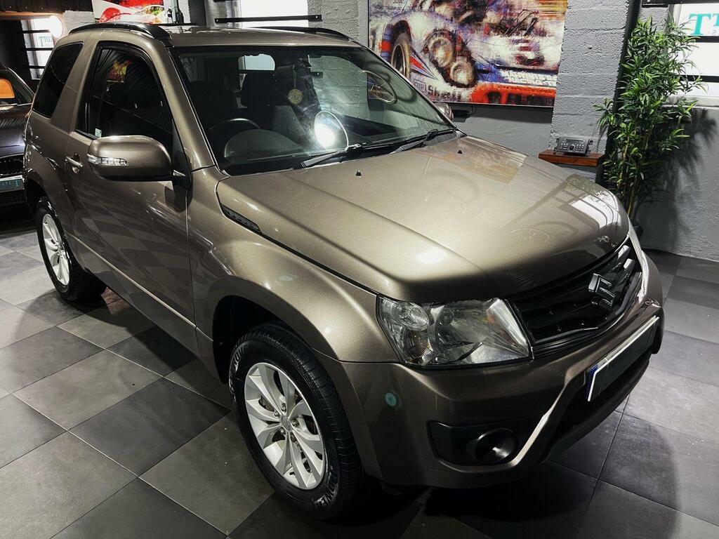 Suzuki Grand Vitara  Brown #30