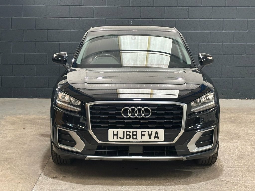 Audi Q2 1L Sport Black #3