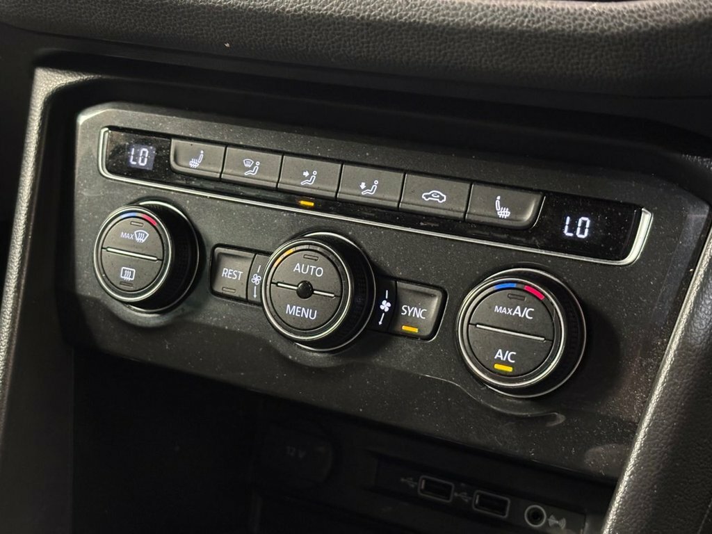 Volkswagen Tiguan R-line Tech Black #22