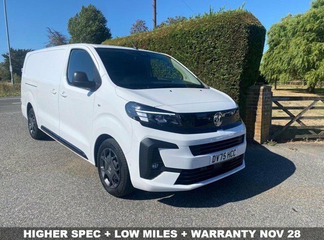 Vauxhall Vivaro Pro XL Lwb 1.5Turbo D 120Ps White