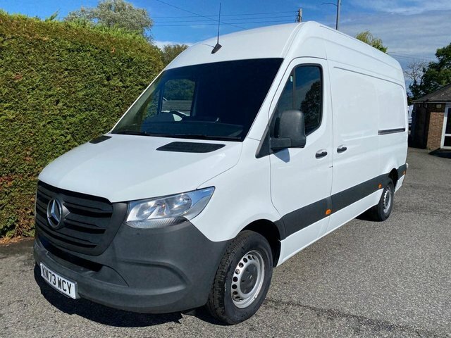 Mercedes-Benz Sprinter 15Cdi Progressive L2 Mwb Hightop Rwd 2.0 Cdi 150Ps KN73WCY White #3