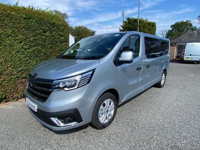 Renault Trafic L30 Lwb Extra 9 Seat Minibus2.0 Blue Dci 150Ps Grey #3