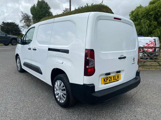 Peugeot Partner 950 Professional L2 Long Wheelbase 5 Seat Crew Van White #6
