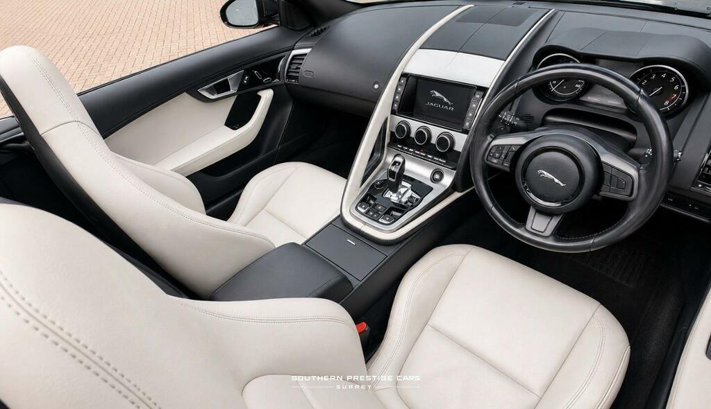 Jaguar F-Type V6 2dr Automatic Red #27