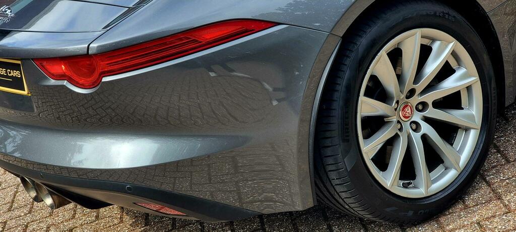 Jaguar F-Type V6 2dr Automatic Red #45