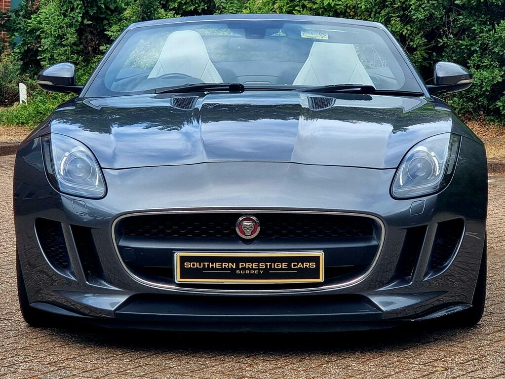 Jaguar F-Type V6 2dr Automatic Red #19