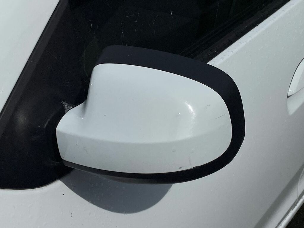Dacia Sandero Essential White #35