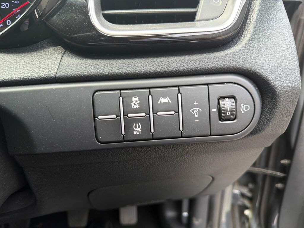 Kia Xceed 2 Grey #29