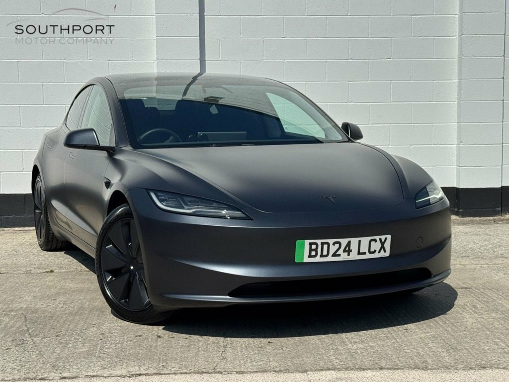 Tesla Model 3 Saloon BD24LCX Grey