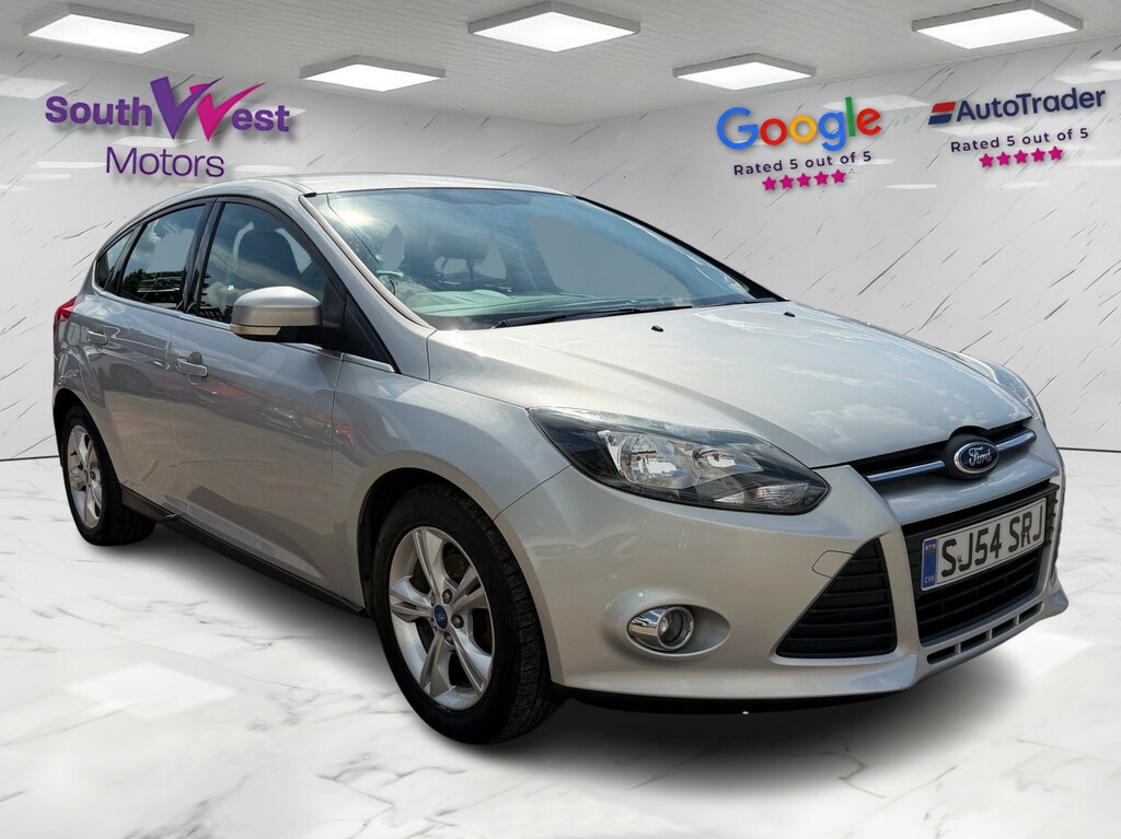 Ford Focus Hatchback 1.0 T Ecoboost Zetec 201363 Silver