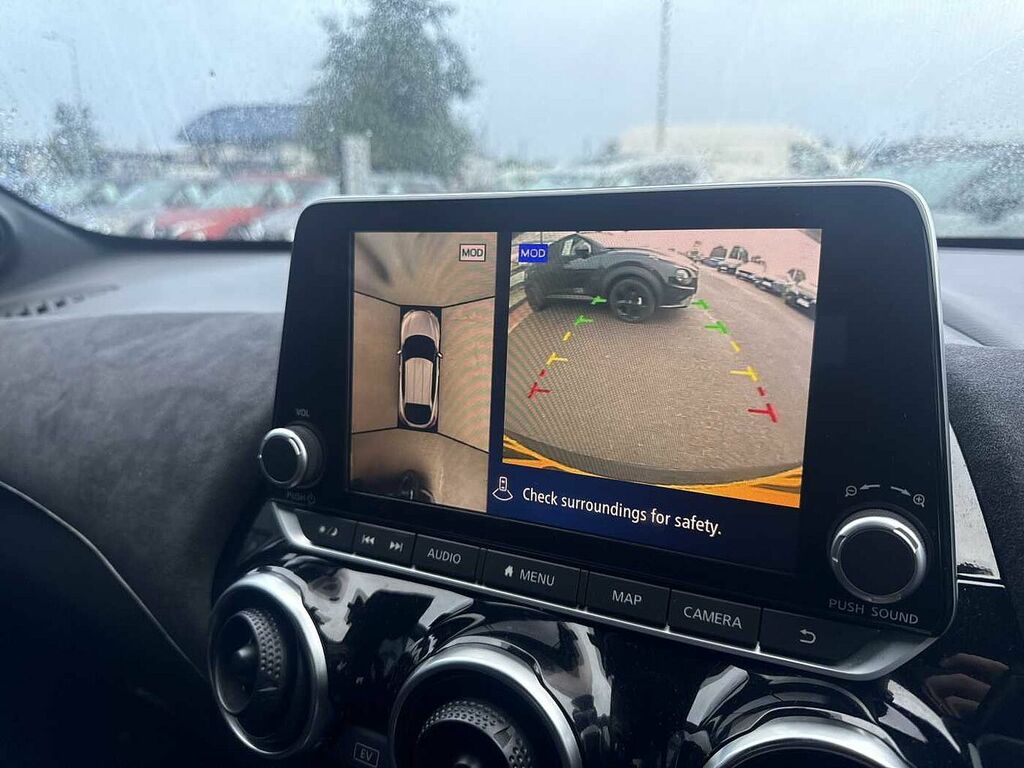 Nissan Juke Tekna Black #21