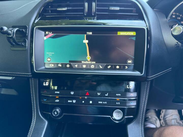 Jaguar F-Pace  Grey #47