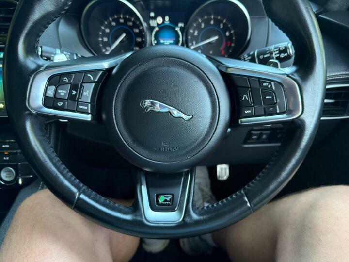 Jaguar F-Pace  Grey #51