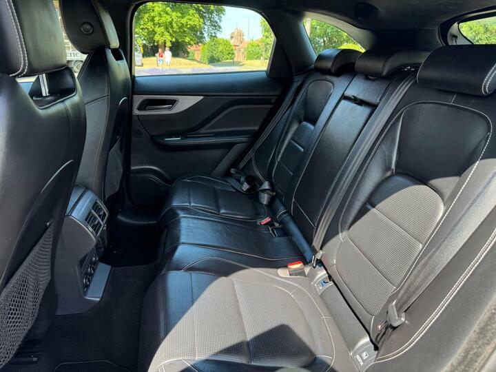 Jaguar F-Pace  Grey #32