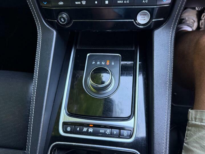 Jaguar F-Pace  Grey #46