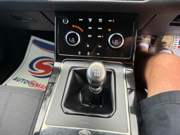 Land Rover Range Rover Evoque D150 R-dynamic White #42