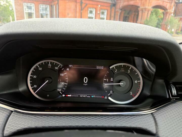 Land Rover Range Rover Evoque D150 R-dynamic White #49