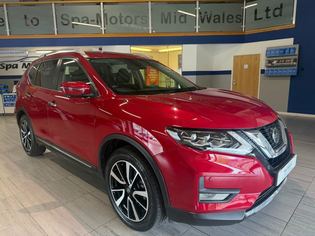 Nissan X-Trail 1.7L Tekna Red