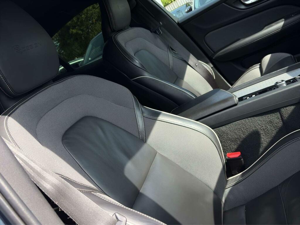 Volvo S60 T5 R-design Plus Grey #31