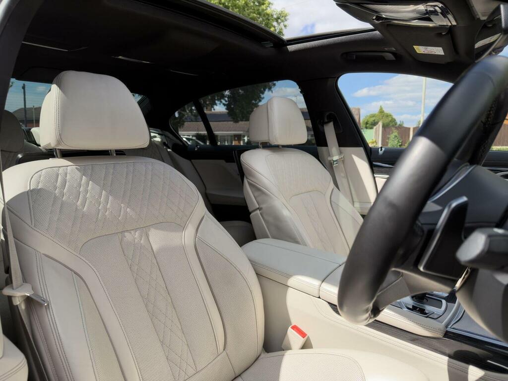 BMW 7 Series 3.0 745Le 12Kwh M Sport Xdrive Euro 6 Ss 4 Black #4