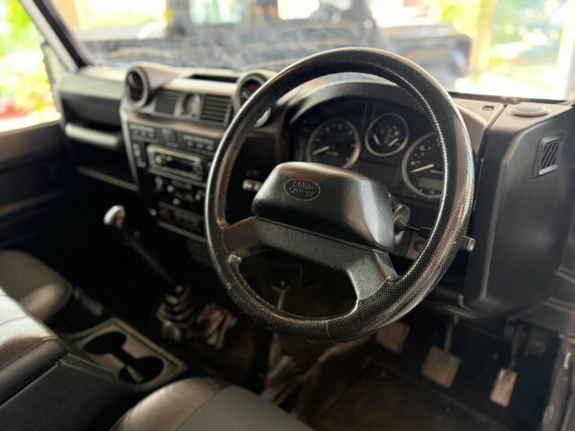 Land Rover Defender Grey #19