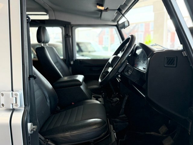 Land Rover Defender Grey #17