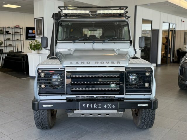 Land Rover Defender Tdci Xs Utility Wagon Silver #4