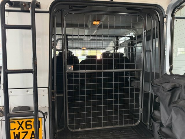 Land Rover Defender Grey #14