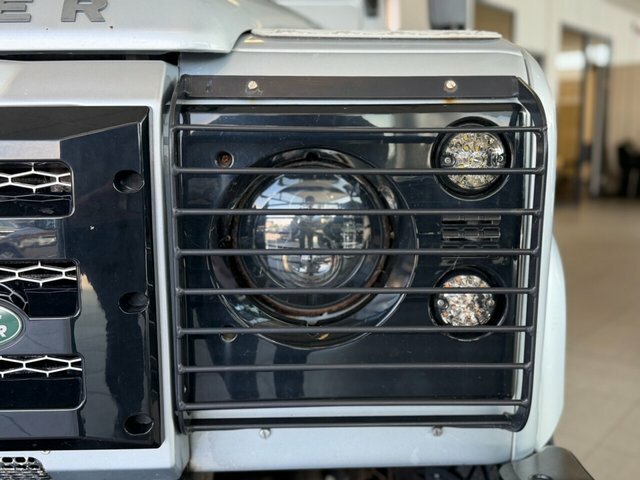 Land Rover Defender Tdci Xs Utility Wagon Silver #6