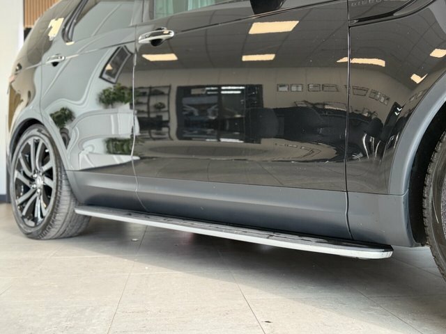 Land Rover Discovery Sd V6 Hse Luxury Black #3