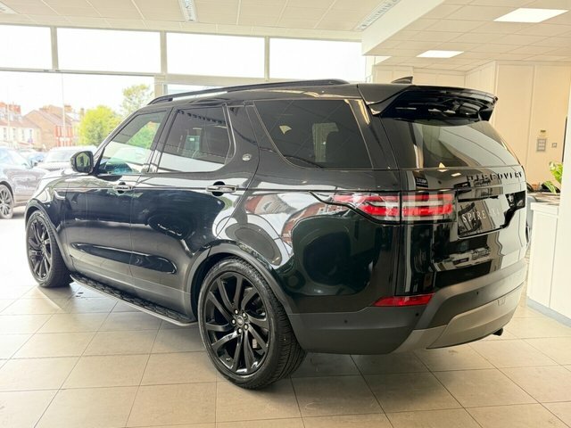 Land Rover Discovery Sd V6 Hse Luxury Black #4