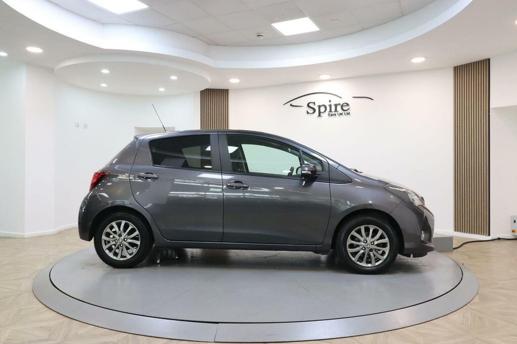 Toyota Yaris 1.33 Dual Vvt-i Icon Multidrive S Euro 6 Grey #4