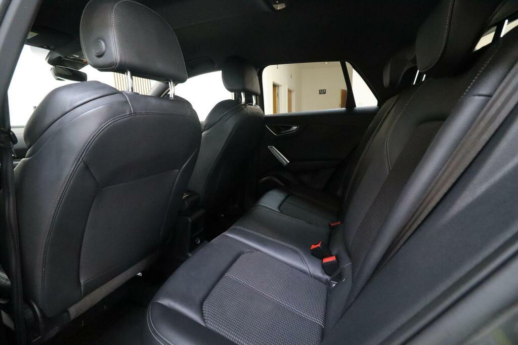 Audi Q2 S Line White #11