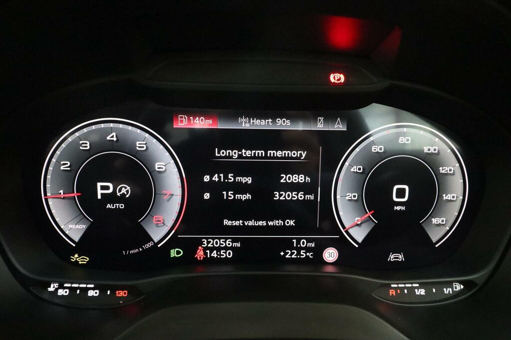 Audi Q2 S Line White #40