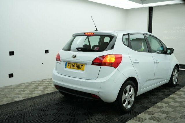Kia Venga 2 Mpv FT14HKF White #2