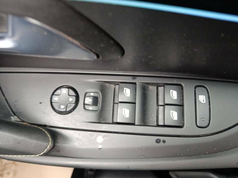 Peugeot e-208 50Kwh Gt Premium Hatchback 7Kw  #6