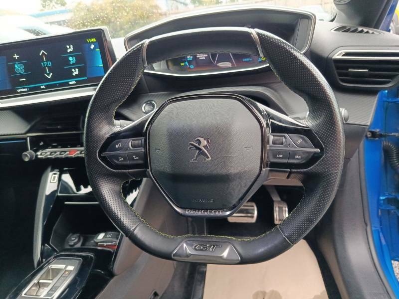 Peugeot e-208 50Kwh Gt Premium Hatchback 7Kw  #3