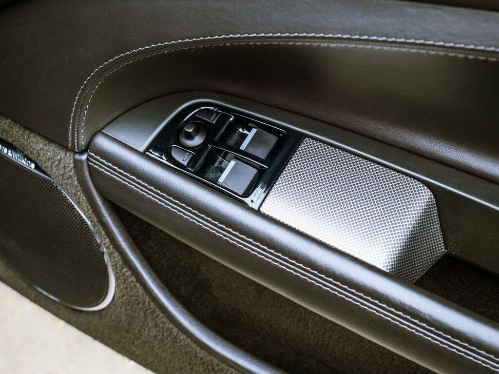 Jaguar XKR V8 Silver #67