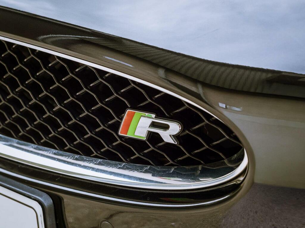 Jaguar XKR V8 Silver #33
