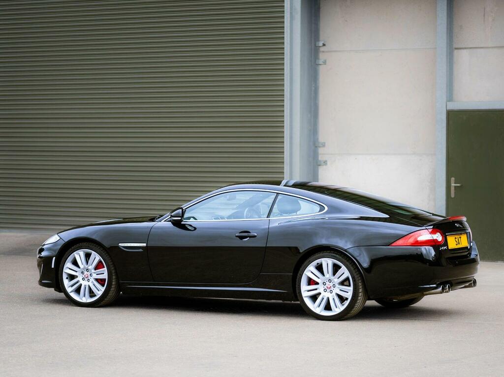 Jaguar XKR V8 Silver #28