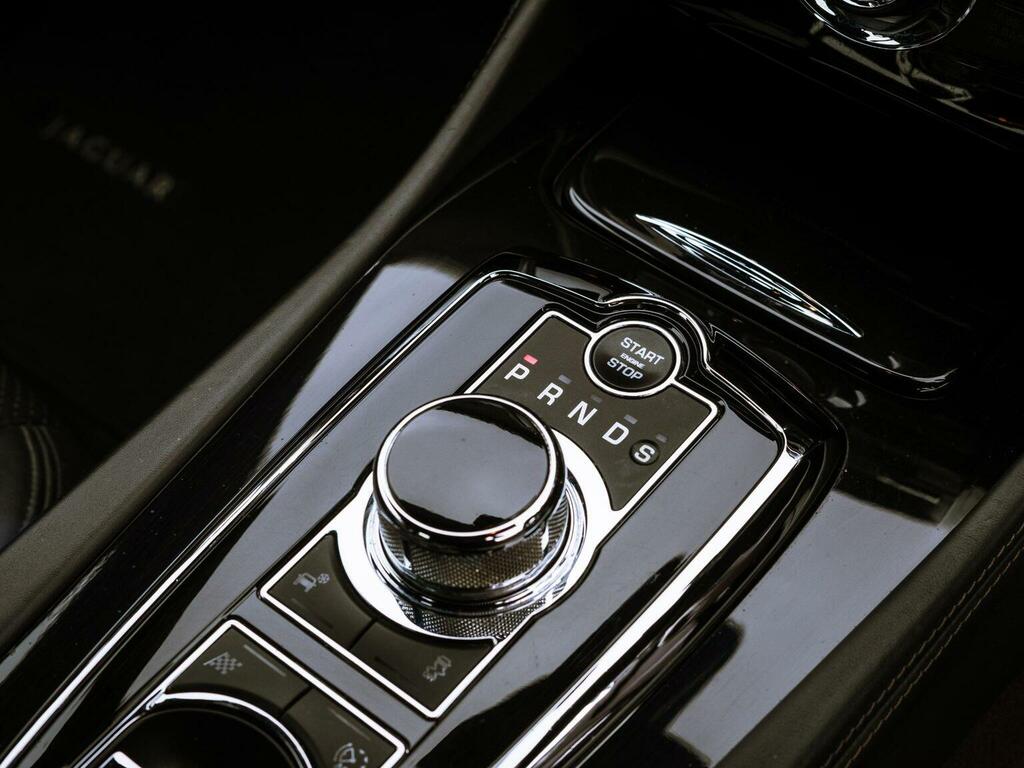 Jaguar XKR V8 Silver #47