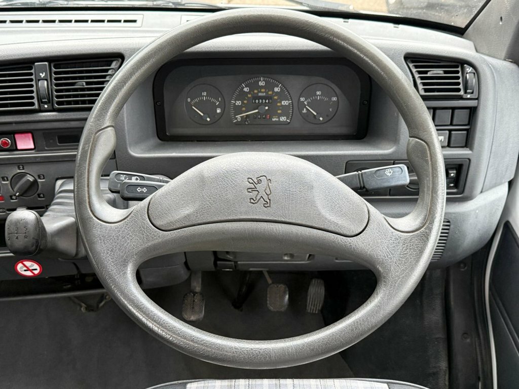 Peugeot Boxer 2.5Td Executive White #11