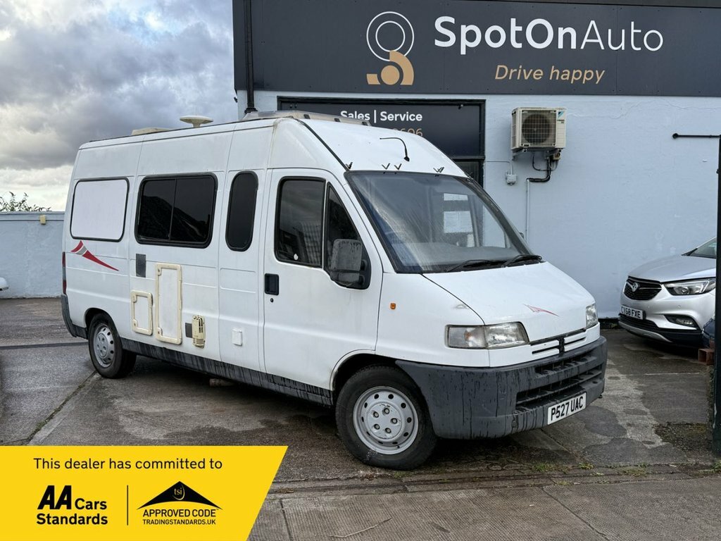 Peugeot Boxer 2.5Td Executive White #1