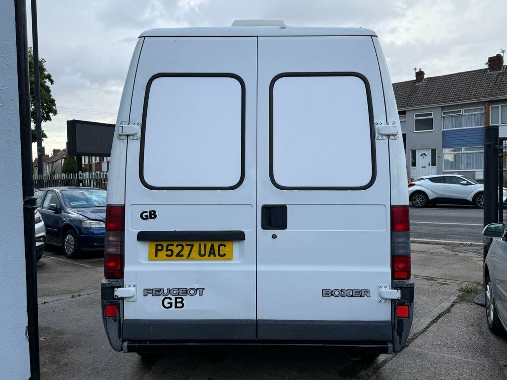 Peugeot Boxer 2.5Td Executive White #8
