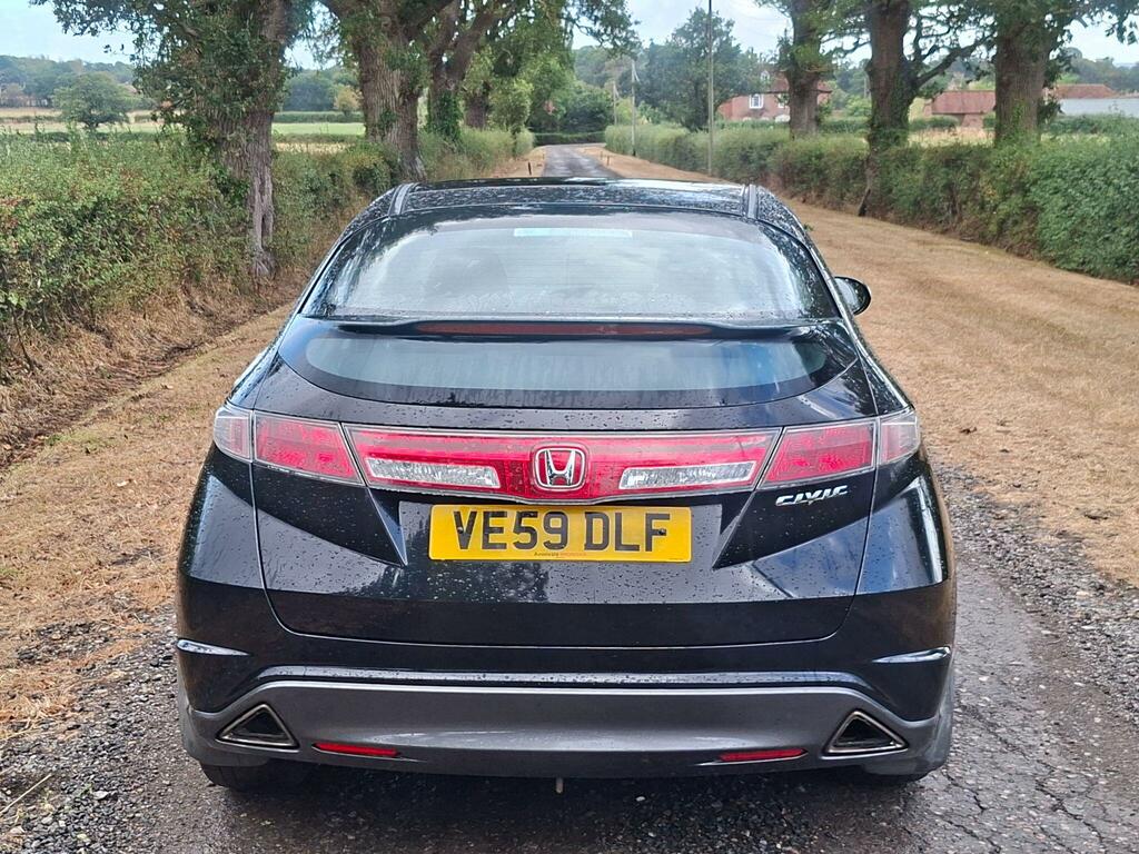 Honda Civic Es Black #2