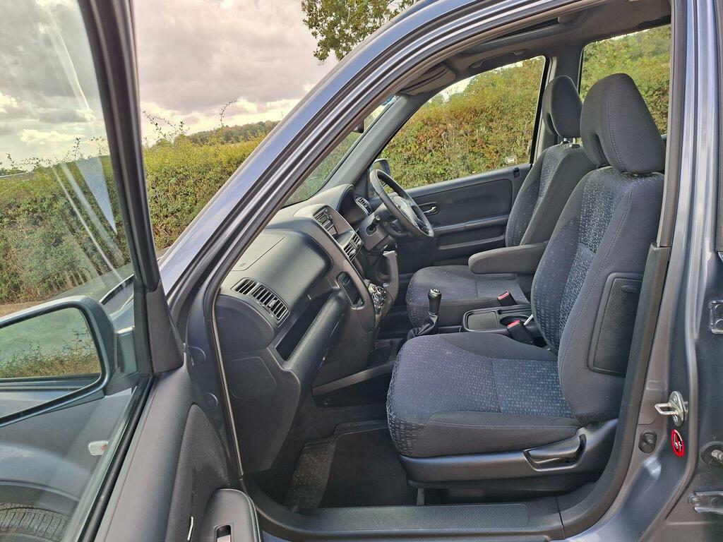 Honda Cr-V Executive Silver #11