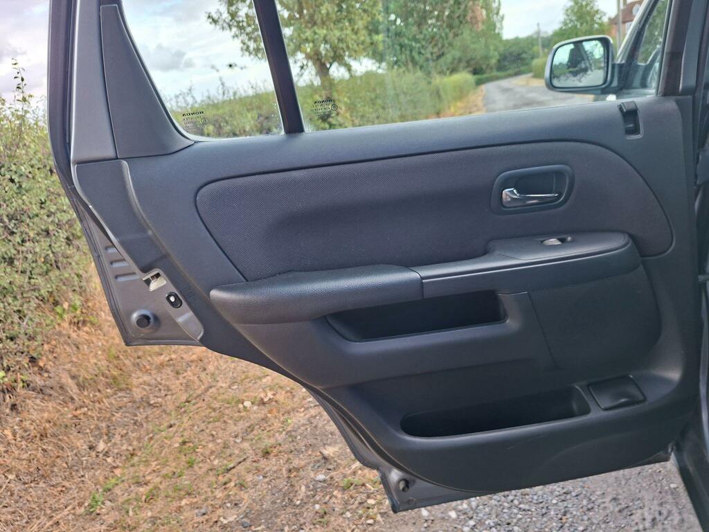 Honda Cr-V Executive Silver #14