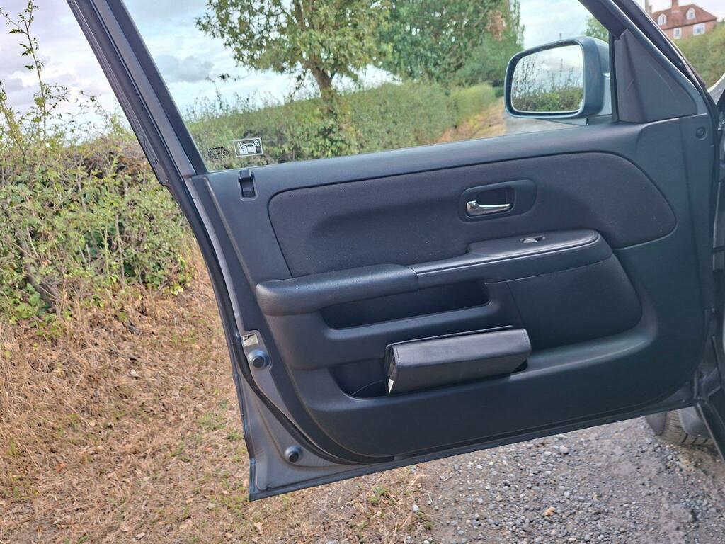 Honda Cr-V Executive Silver #12