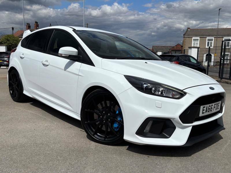 Ford Focus 2.3 Ecoboost - 2016 66 White