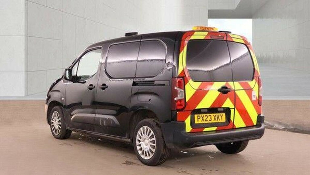 Toyota Proace City Panel Van 1.5 Bluehdi Icon Short Panel Van Swb Eur Black #3
